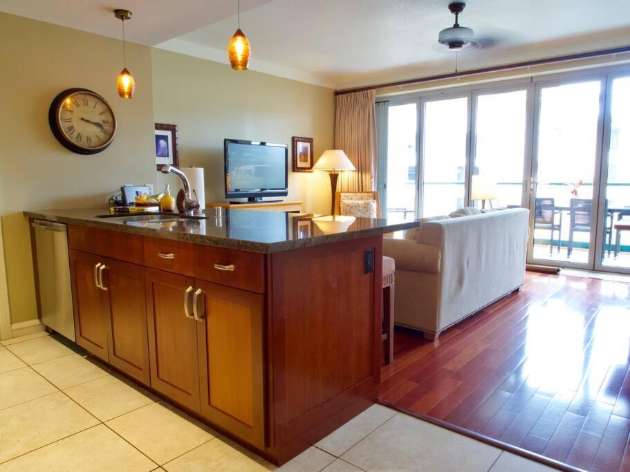 Ocean View One Bedroom At Honua Kai!! Lahaina Exterior photo